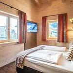 The Kaprun Edition - Luxury Chalets & Style Suites Chalet Kaprun