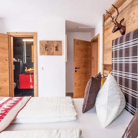 The Edition - Luxury & Style Chalet