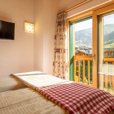 The Edition - Luxury & Style Chalet