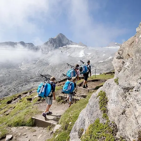 The Edition - Luxury & Style